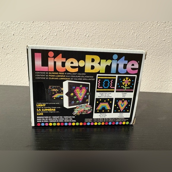 Lite-Brite Mini Light Peg Art Toy New in Box 90 Pieces - Picture 2 of 5